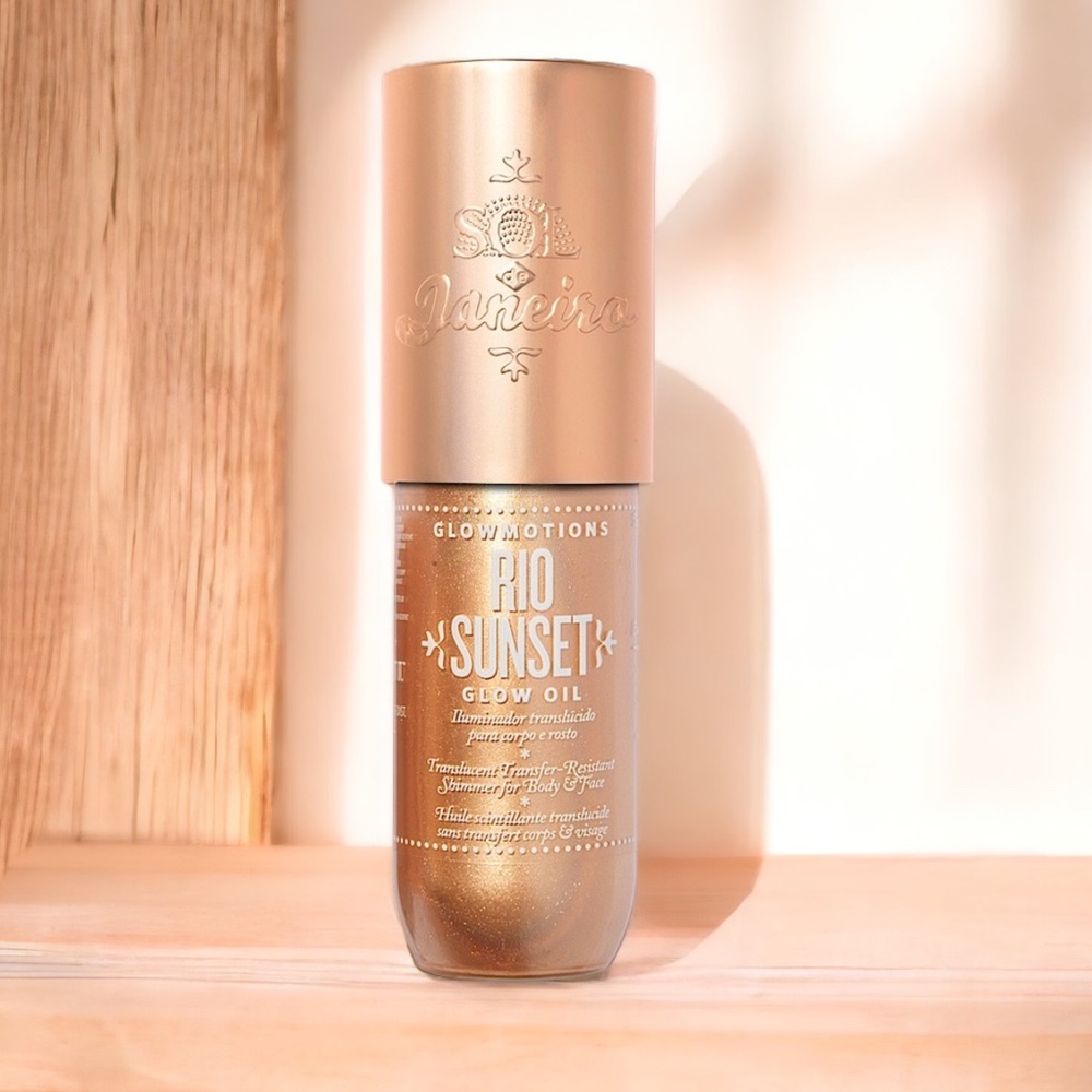 BNIB Sol de Janeiro
Glowmotions Glow Body Oil 75ml - Picture 5 of 6